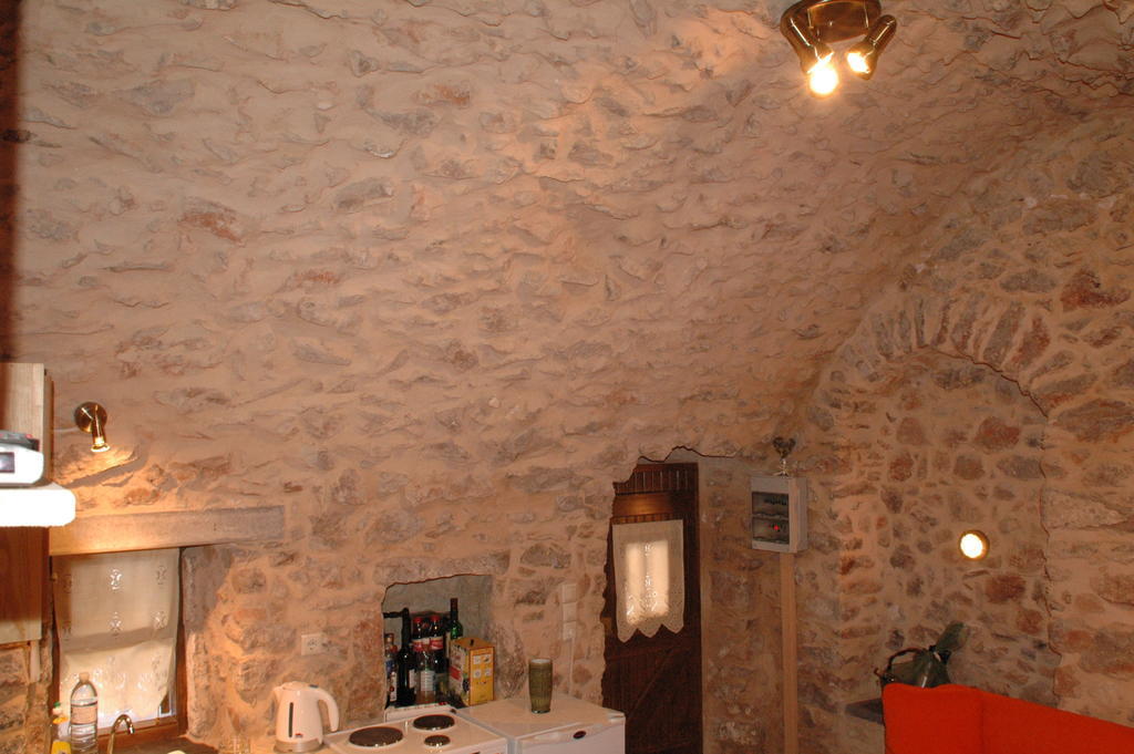 Stoneapartments, Γ Κωσταλοσ Και Σια Οε Avgonima المظهر الخارجي الصورة