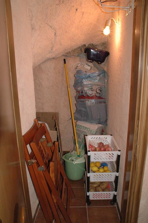 Stoneapartments, Γ Κωσταλοσ Και Σια Οε Avgonima المظهر الخارجي الصورة