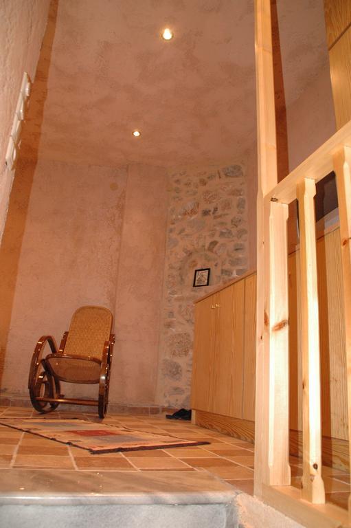 Stoneapartments, Γ Κωσταλοσ Και Σια Οε Avgonima المظهر الخارجي الصورة