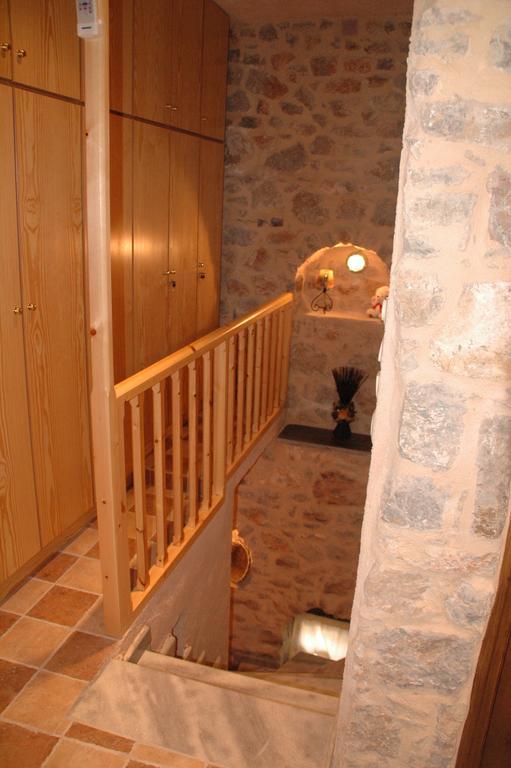 Stoneapartments, Γ Κωσταλοσ Και Σια Οε Avgonima المظهر الخارجي الصورة