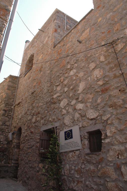 Stoneapartments, Γ Κωσταλοσ Και Σια Οε Avgonima المظهر الخارجي الصورة